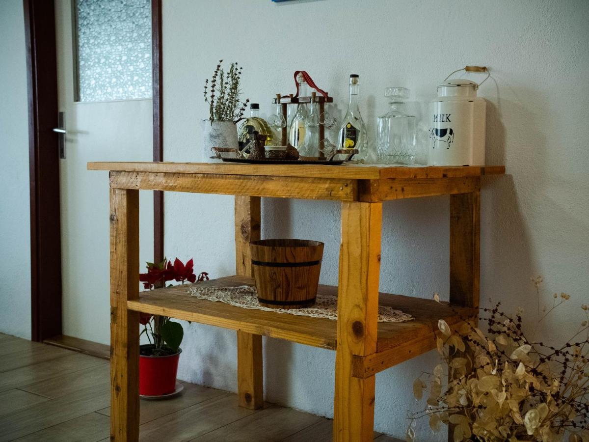 Apartment Village House Ravno Luaran gambar
