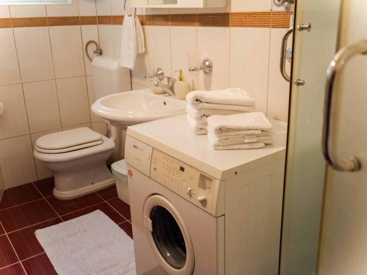 Apartment Village House Ravno Luaran gambar