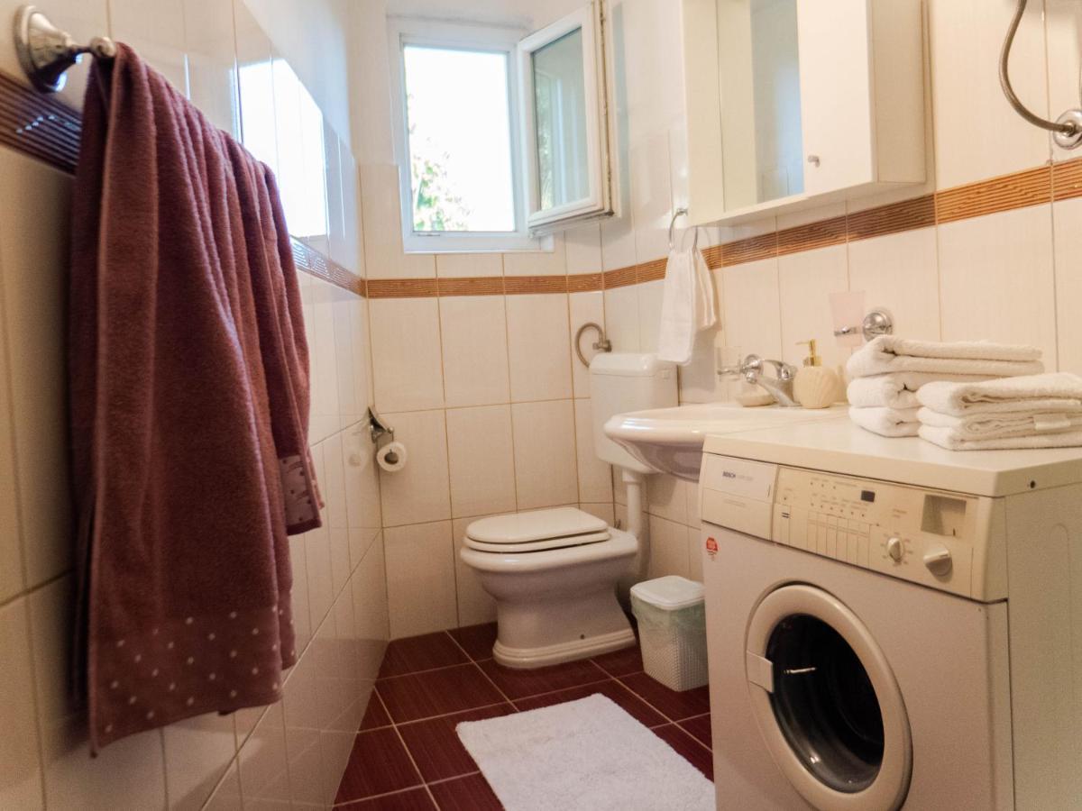 Apartment Village House Ravno Luaran gambar